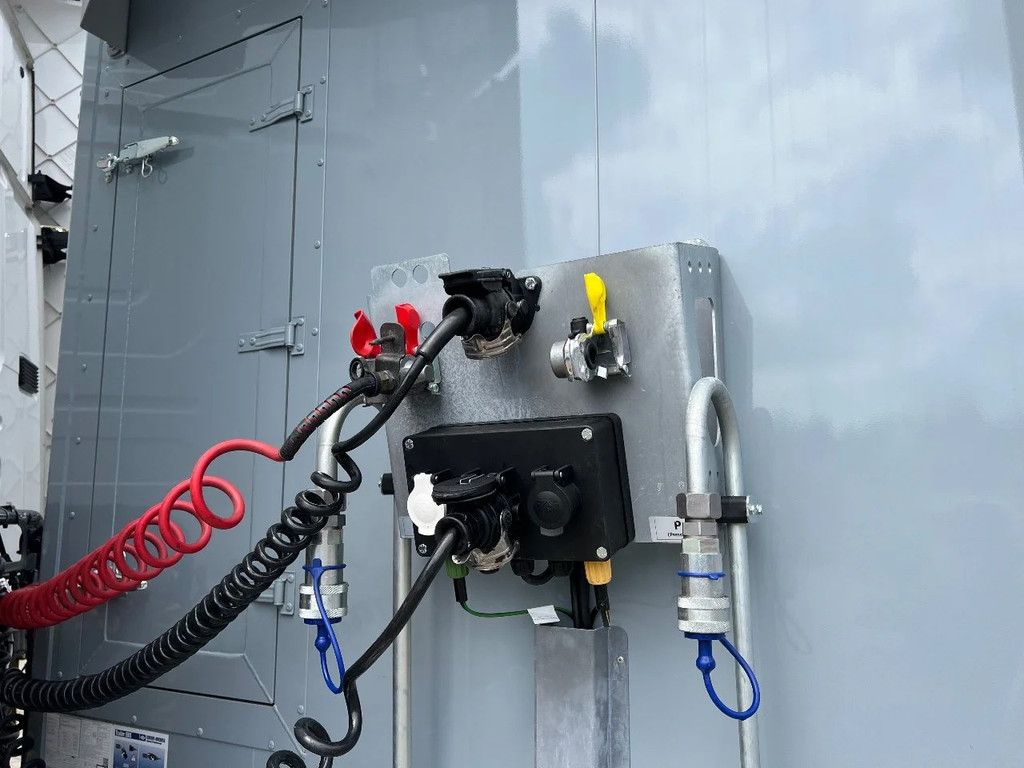 Kraker 92m3 K-Force New 10MM Cargo floor Liftas Aluminium velgen