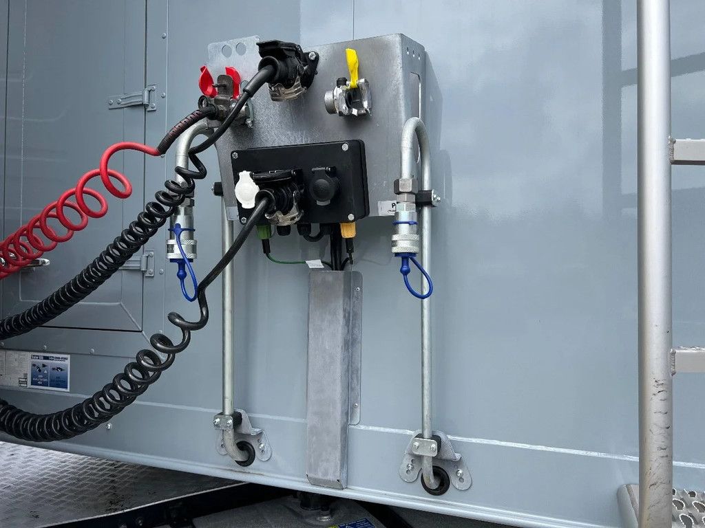 Kraker 92m3 K-Force New 10MM Cargo floor Liftas Aluminium velgen