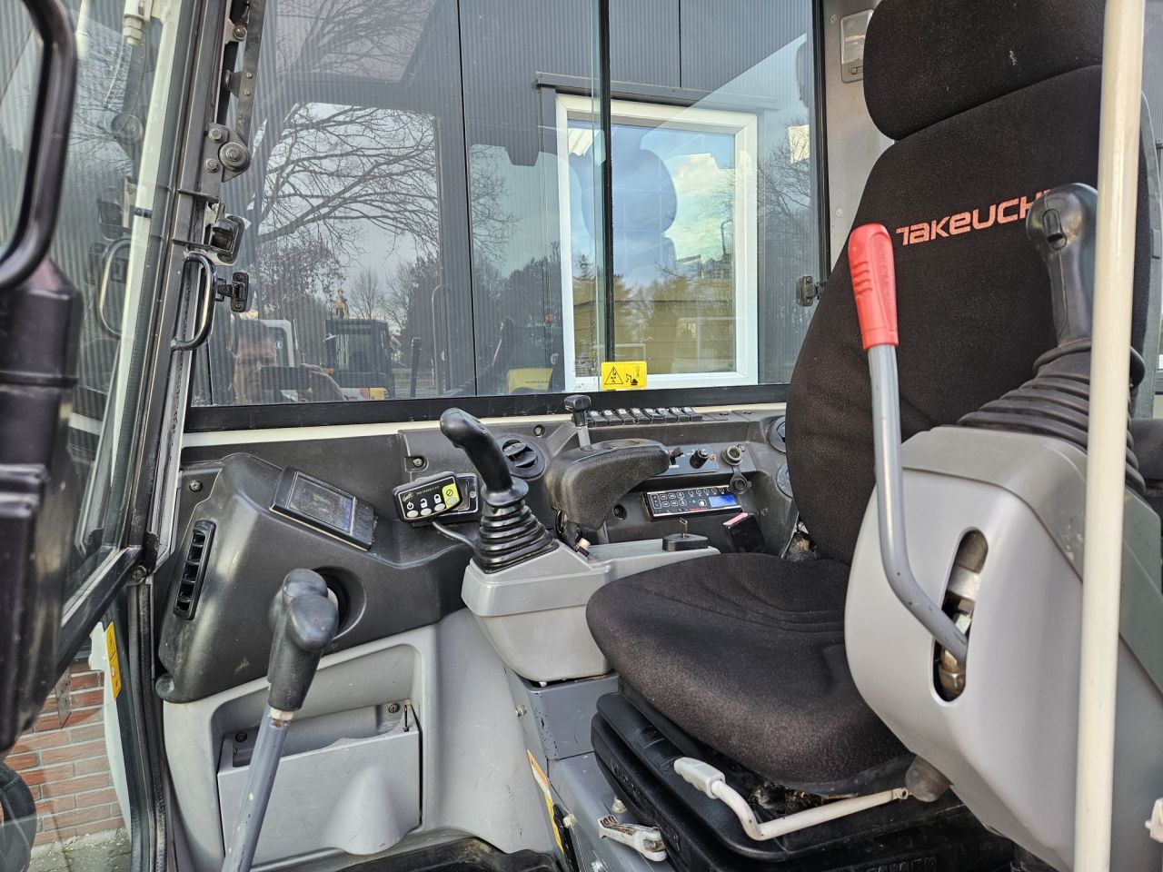 Takeuchi TB240 stage V