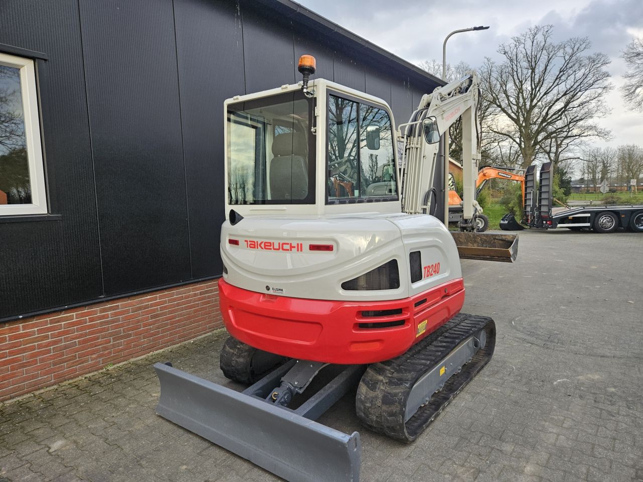 Takeuchi TB240 stage V
