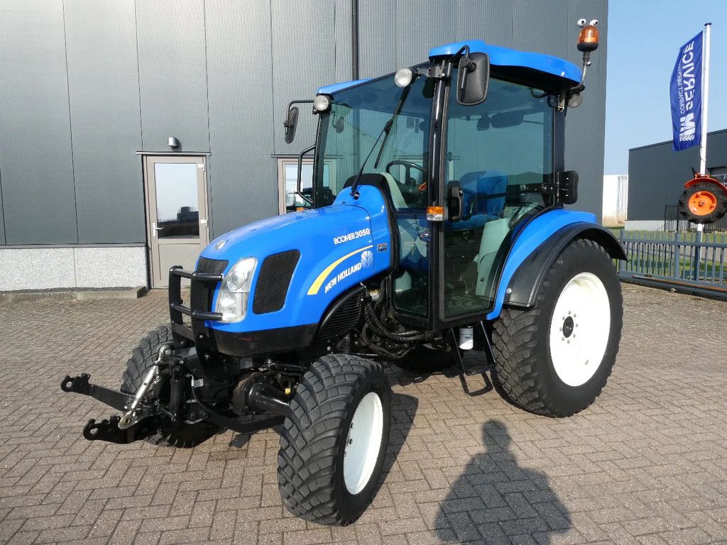 New Holland Boomer 3050 4wd CVT / 03793 Draaiuren / Full Options