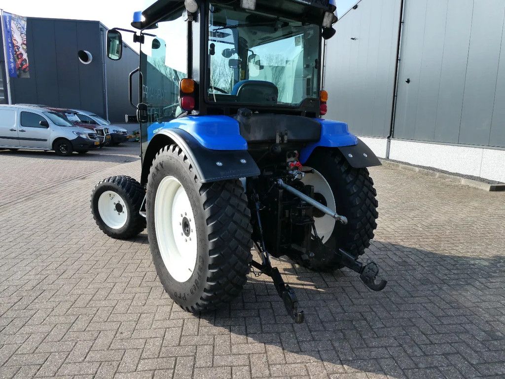 New Holland Boomer 3050 4wd CVT / 03793 Draaiuren / Full Options