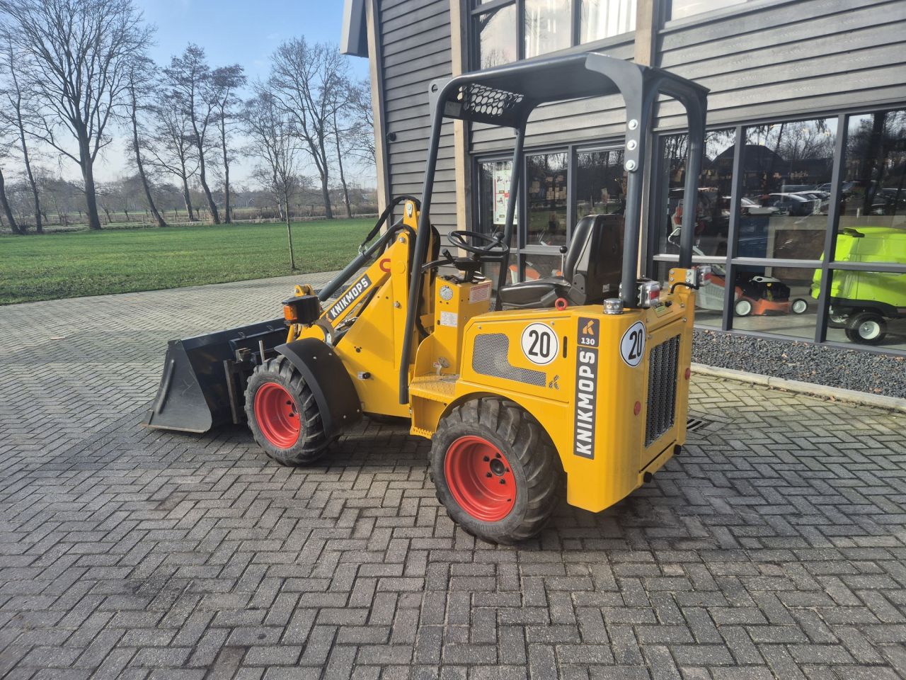 Used Knikmops 130 H with bucket and forks