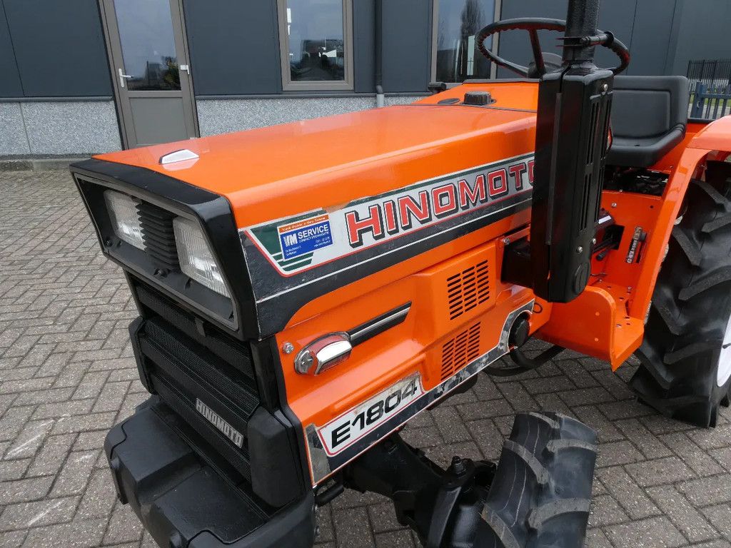 Hinomoto E1804 4wd / 1683 Draaiuren / Miditrekker