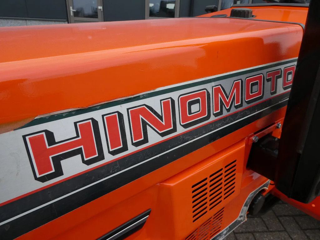 Hinomoto E1804 4wd / 1683 Draaiuren / Miditrekker