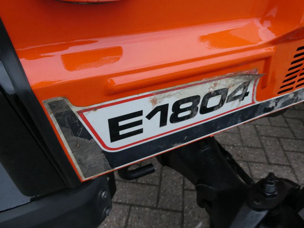 Hinomoto E1804 4wd / 1683 Draaiuren / Miditrekker