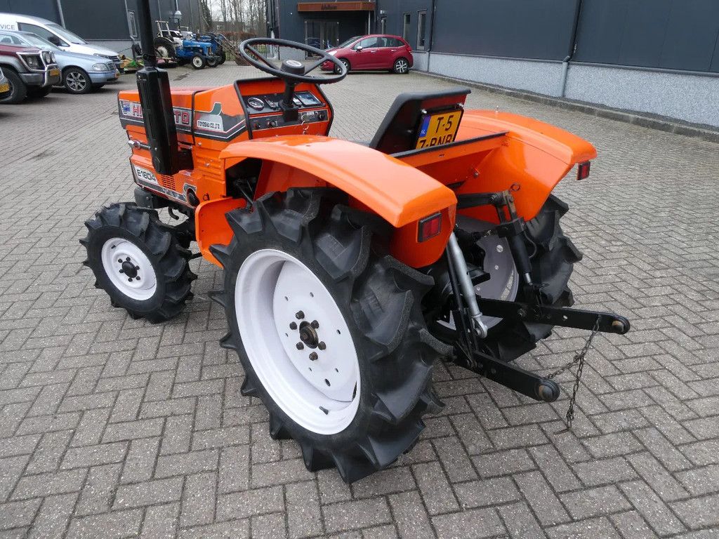 Hinomoto E1804 4wd / 1683 Draaiuren / Miditrekker