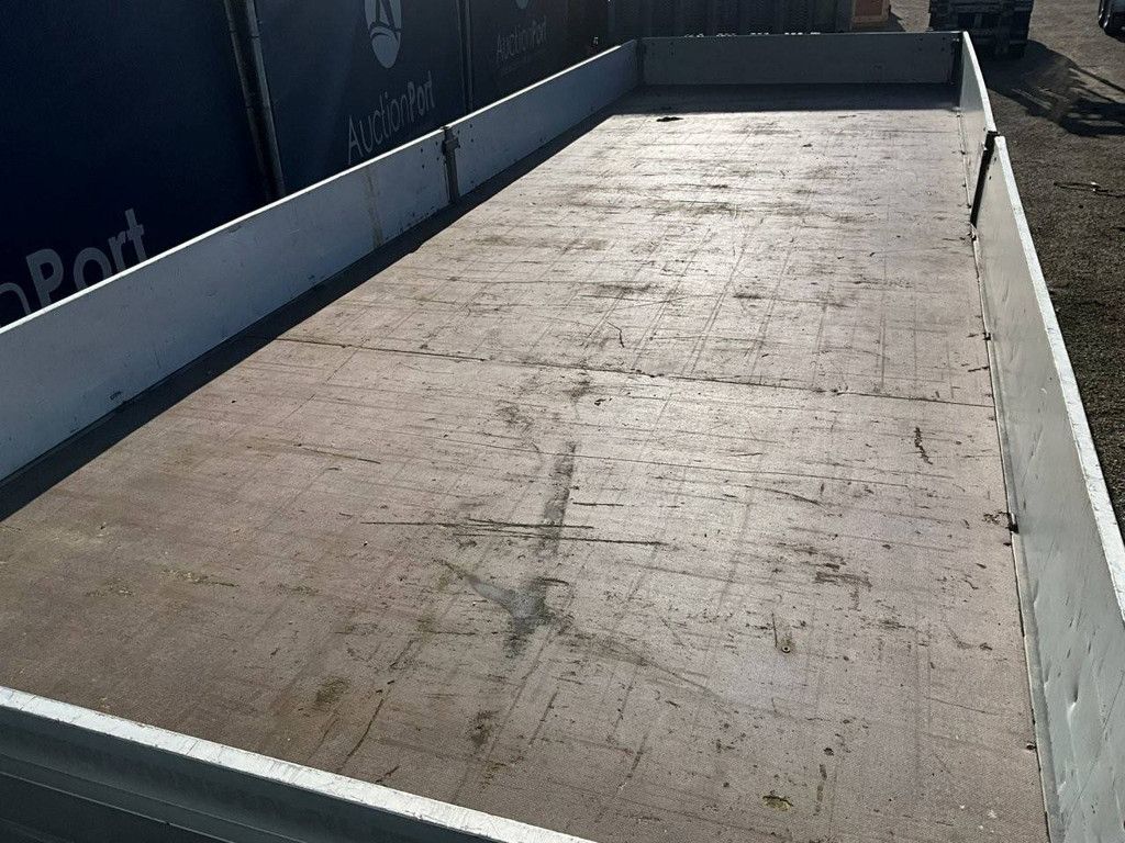 Hulco 890kg flatbed trailer 2016