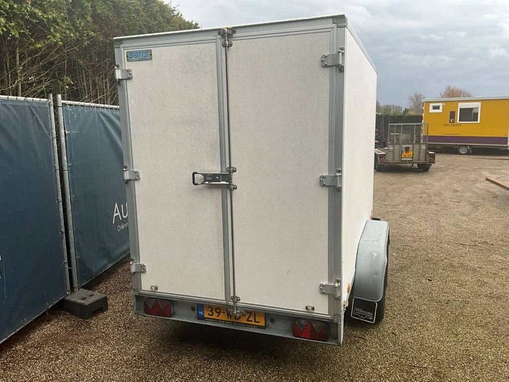 Closed trailer Saris FK 2009
