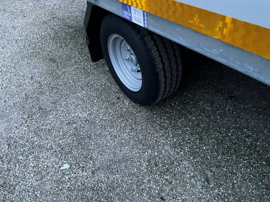 Eduard-Flachbettanhänger, 750 kg, neu