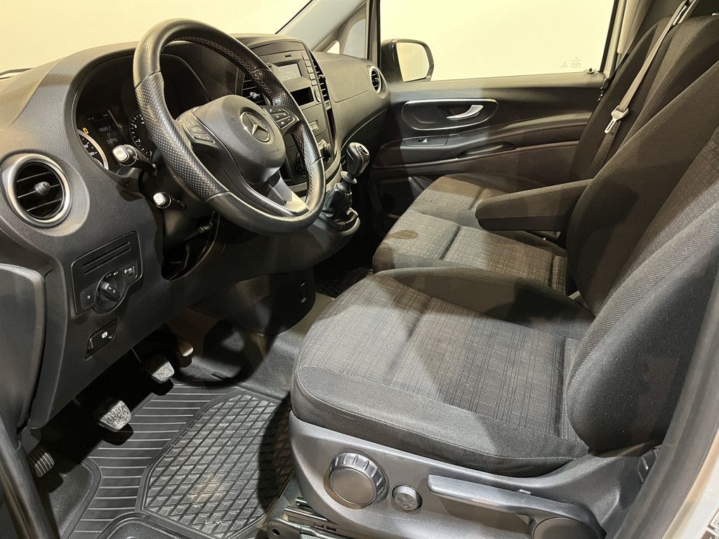 Mercedes-Benz Vito 114 CDI Lang / Euro 6 / Servicebus / Sortimo inrichting / Airco / Cruise Control / Trekhaak / PDC / 3-Zits /