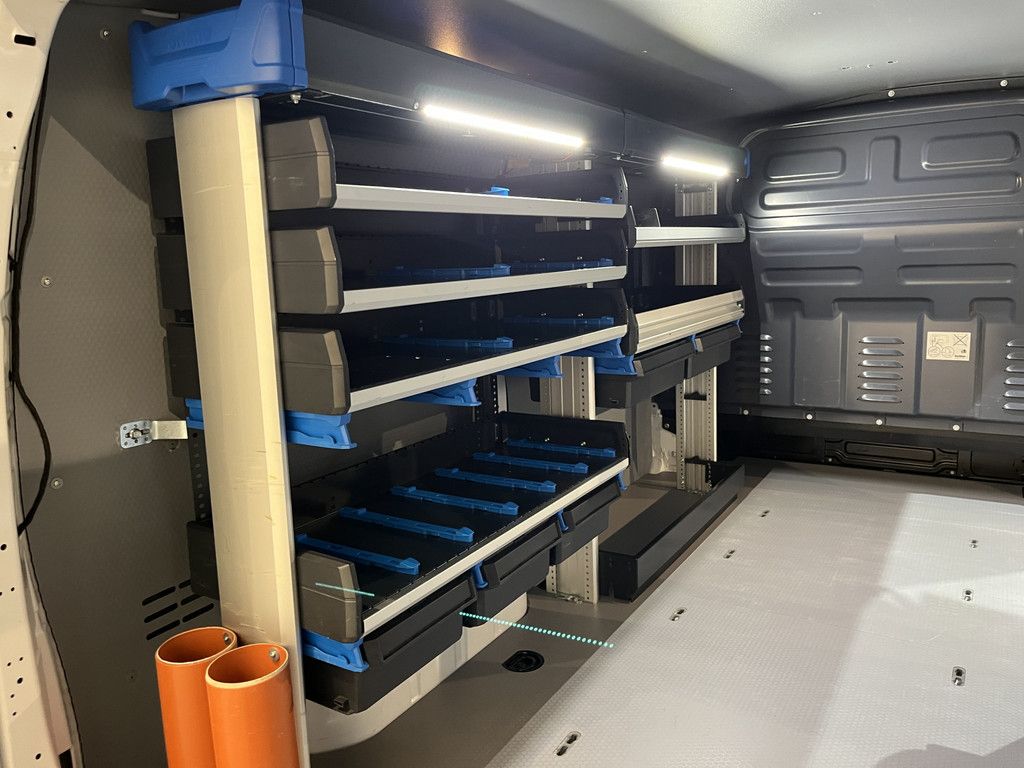 Mercedes-Benz Vito 114 CDI Lang / Euro 6 / Servicebus / Sortimo inrichting / Airco / Cruise Control / Trekhaak / PDC / 3-Zits /