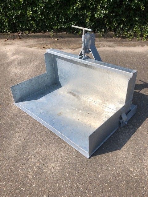 Grondbak / Schepbak ( zware uitvoering )