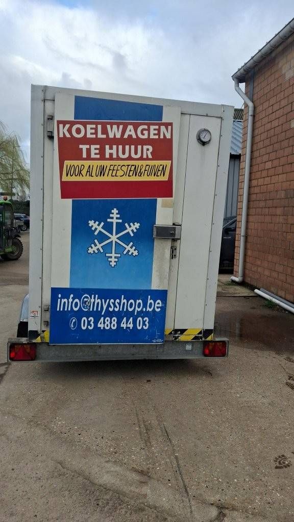 Refrigerated trailer Lopat A11 2.40x1.40x2.0m 2005