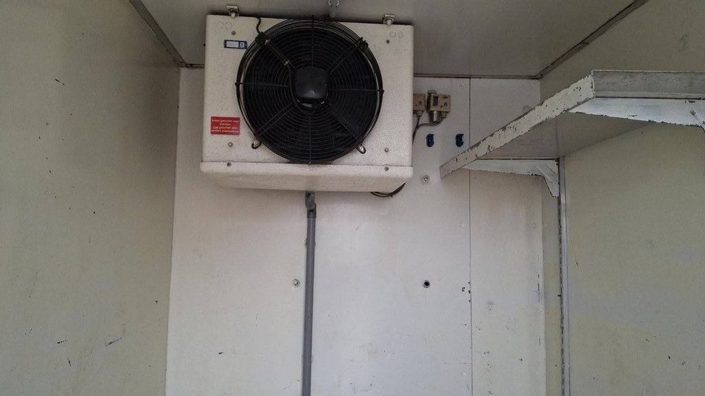 Refrigerated trailer Lopat A11 2.40x1.40x2.0m 2005