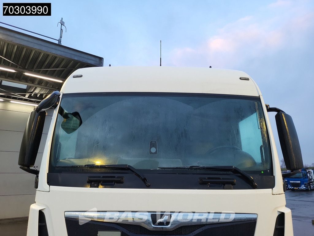 MAN TGX 18.460 4X2 XLX Retarder ACC 2x Tank