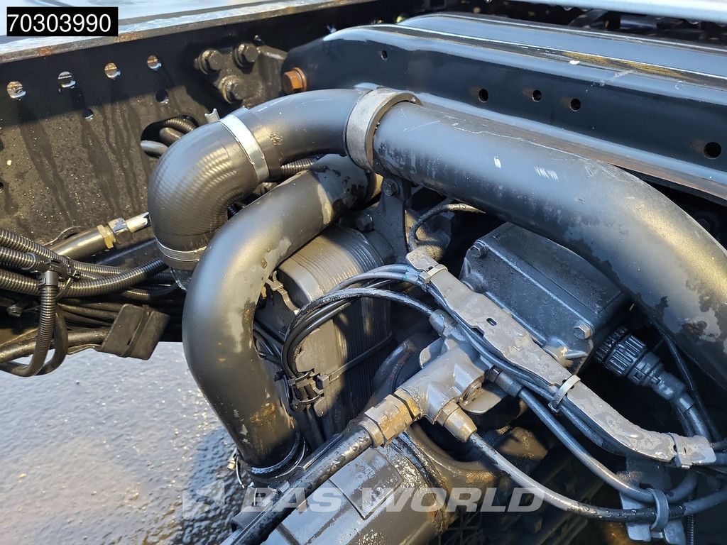 MAN TGX 18.460 4X2 XLX Retarder ACC 2x Tank