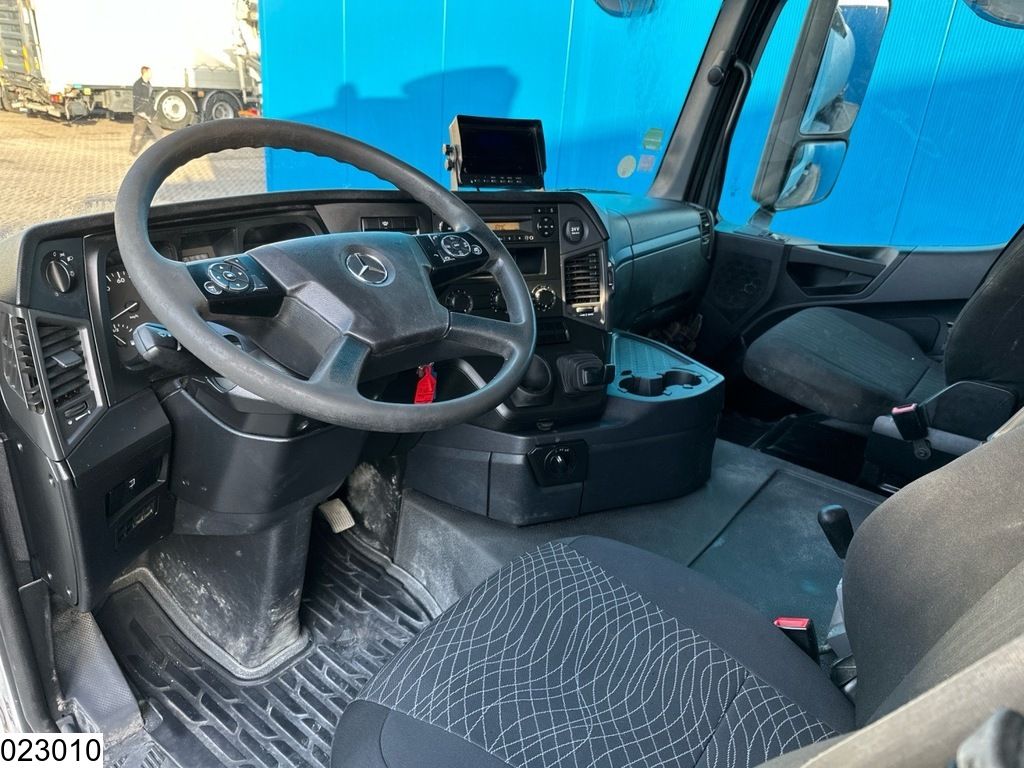 Mercedes Arocs 3236 EURO 6, 8X4, liebherr 9m3, leaf suspension