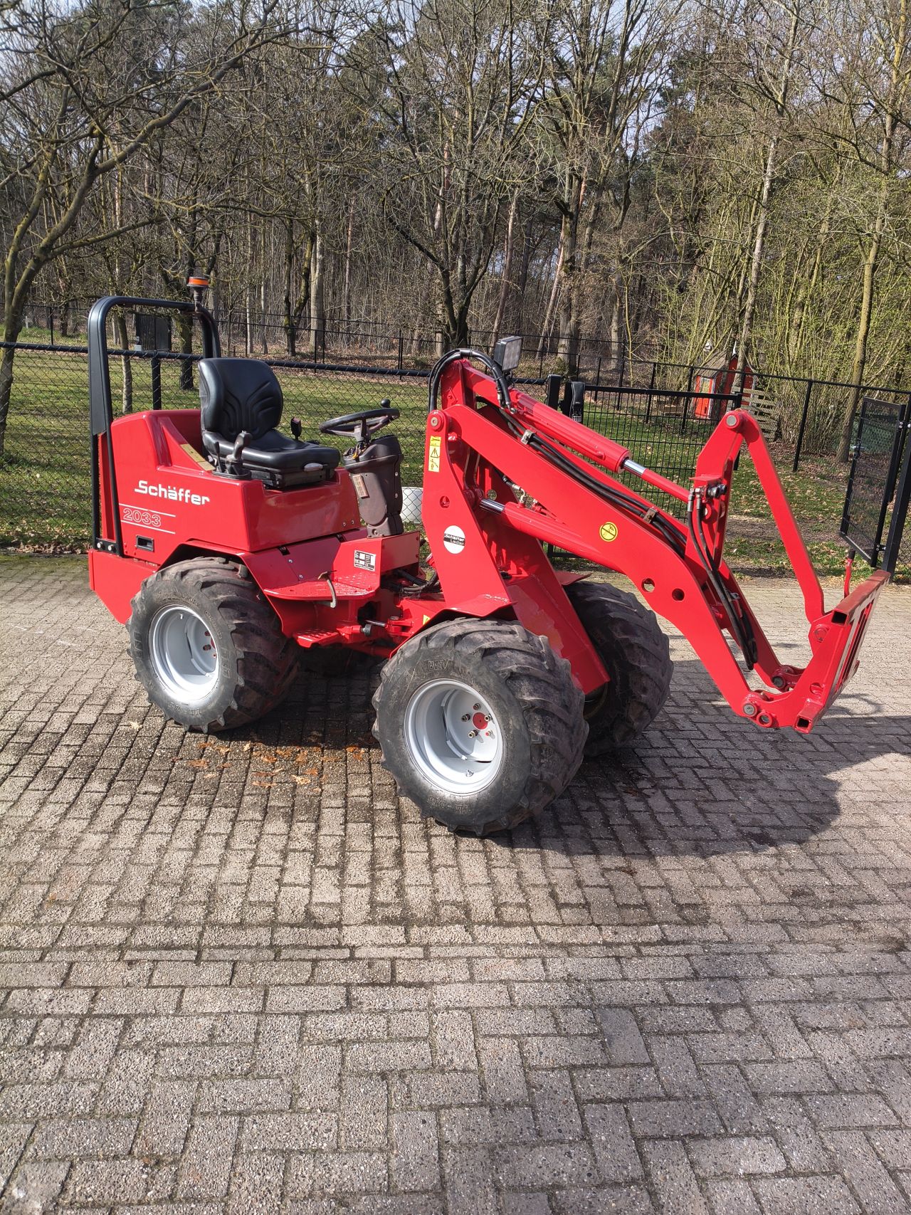Schaffer 2033 shovel nl kenteken