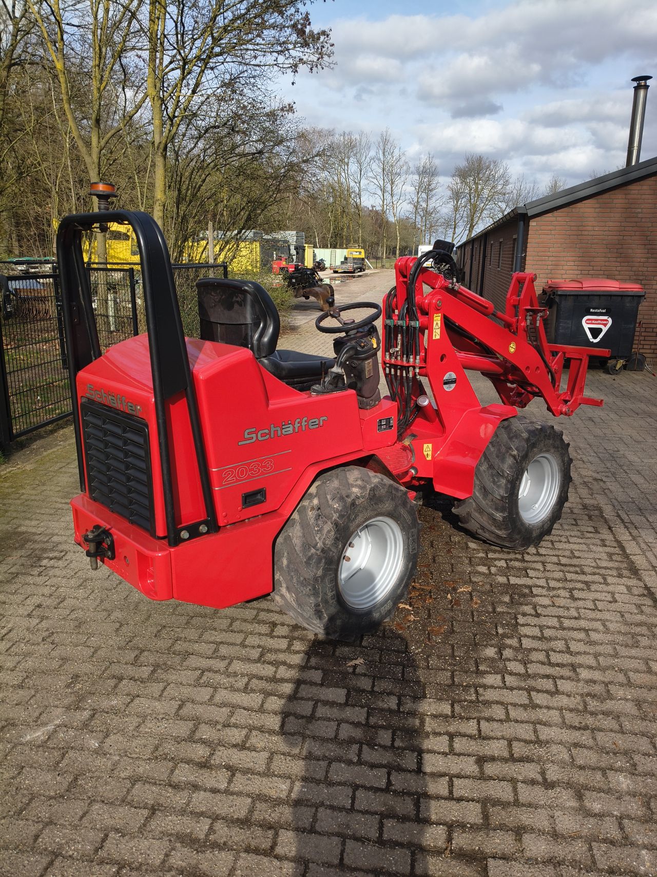 Schaffer 2033 shovel nl kenteken