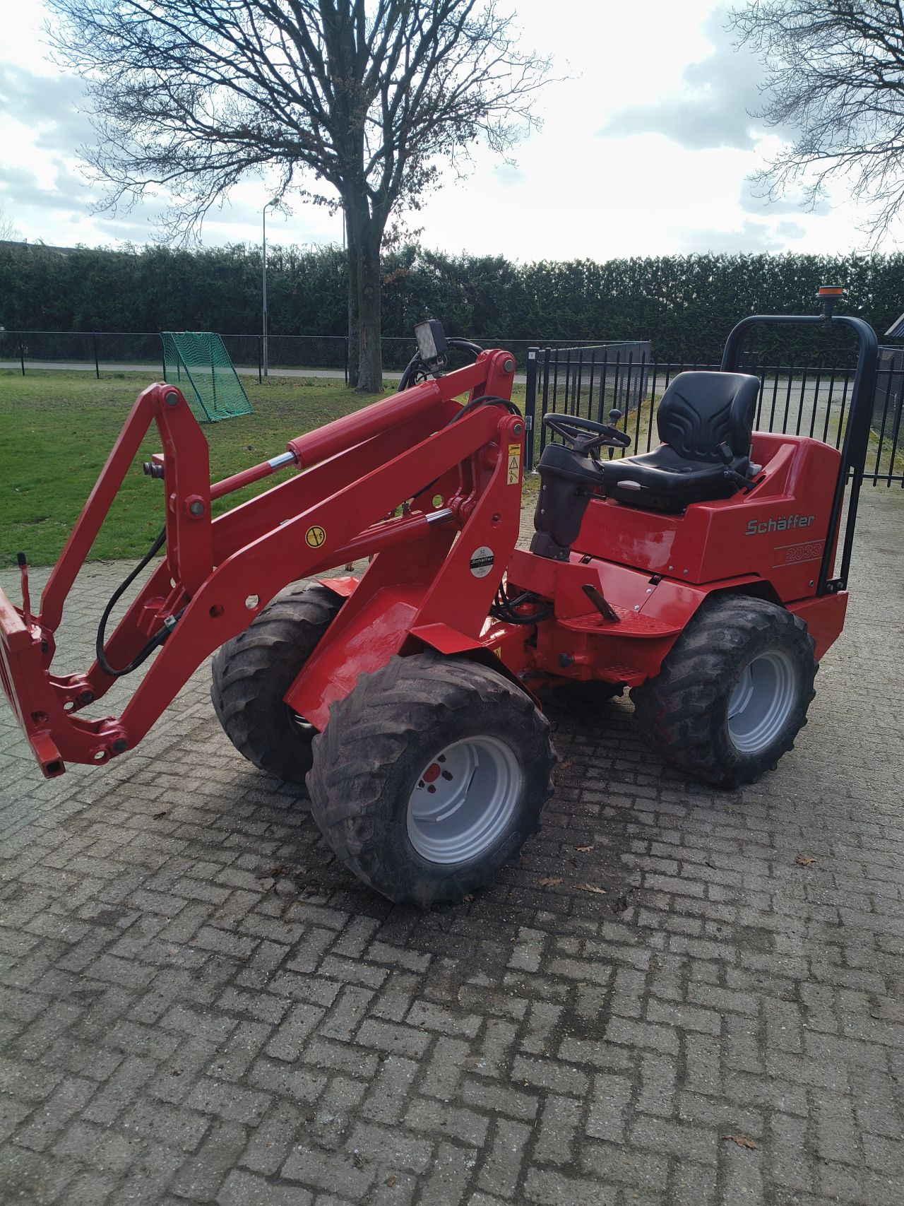 Schaffer 2033 shovel nl kenteken