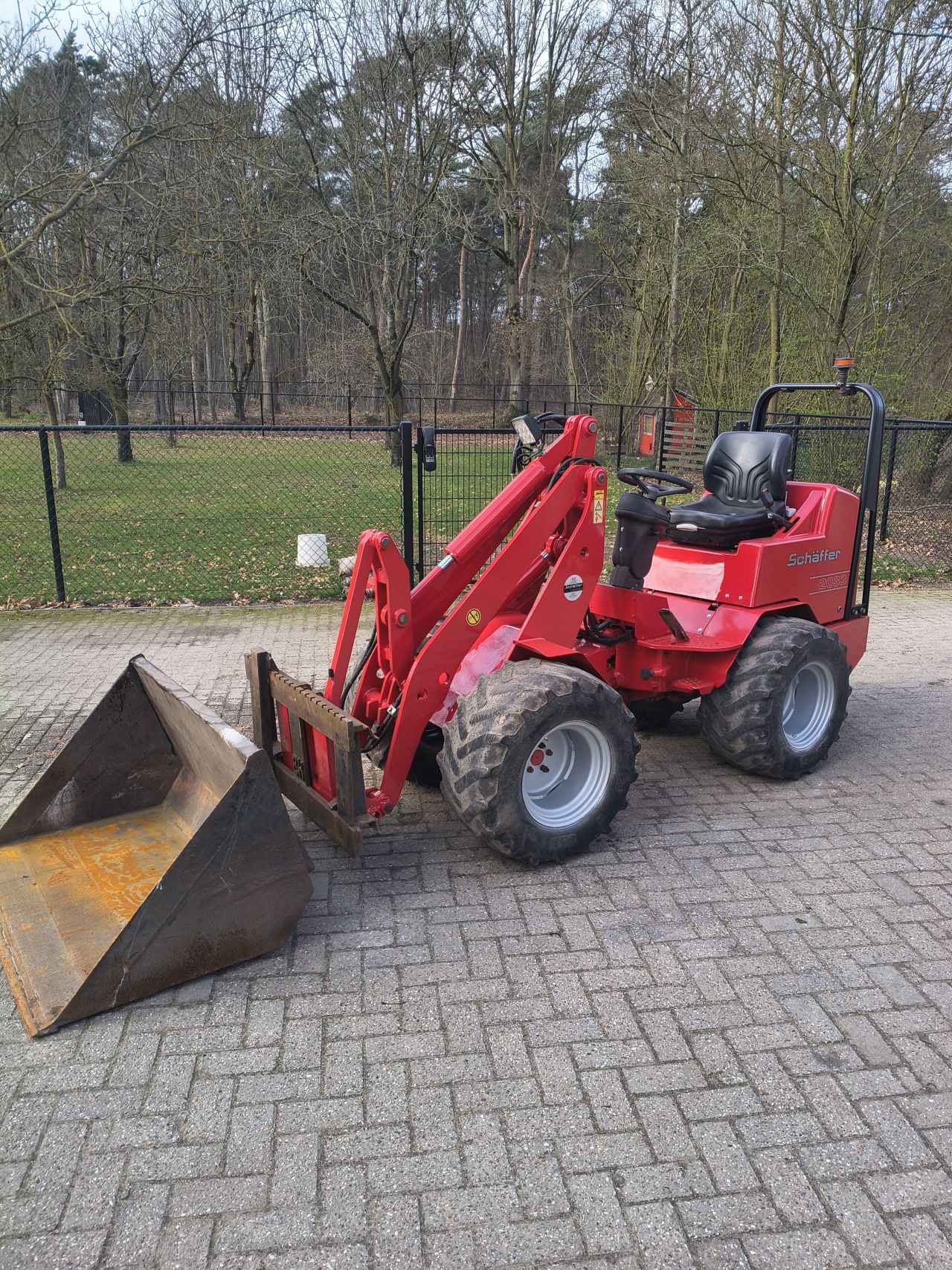 Schaffer 2033 shovel nl kenteken