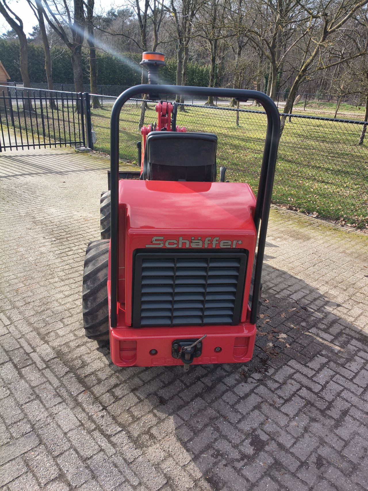 Schaffer 2033 shovel nl kenteken