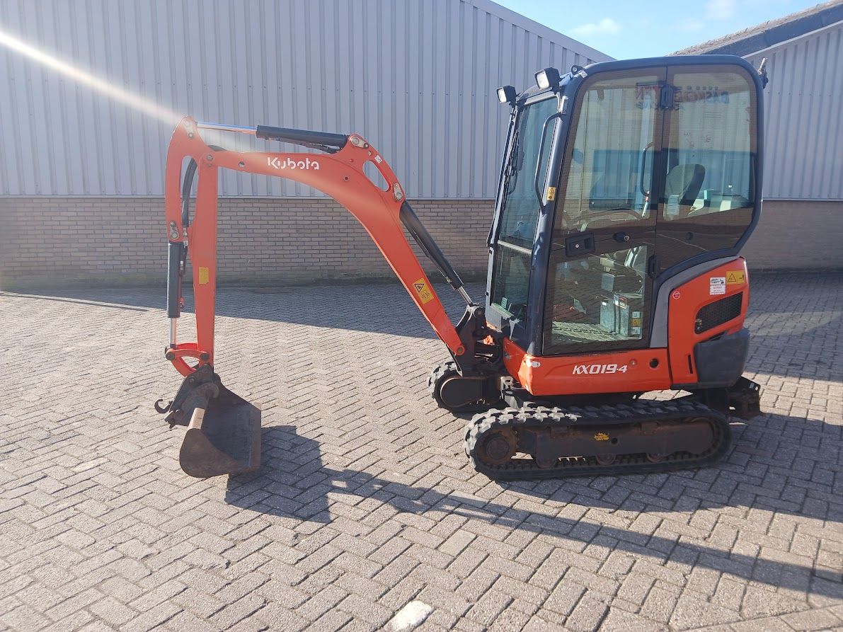 Kubota KX019-4