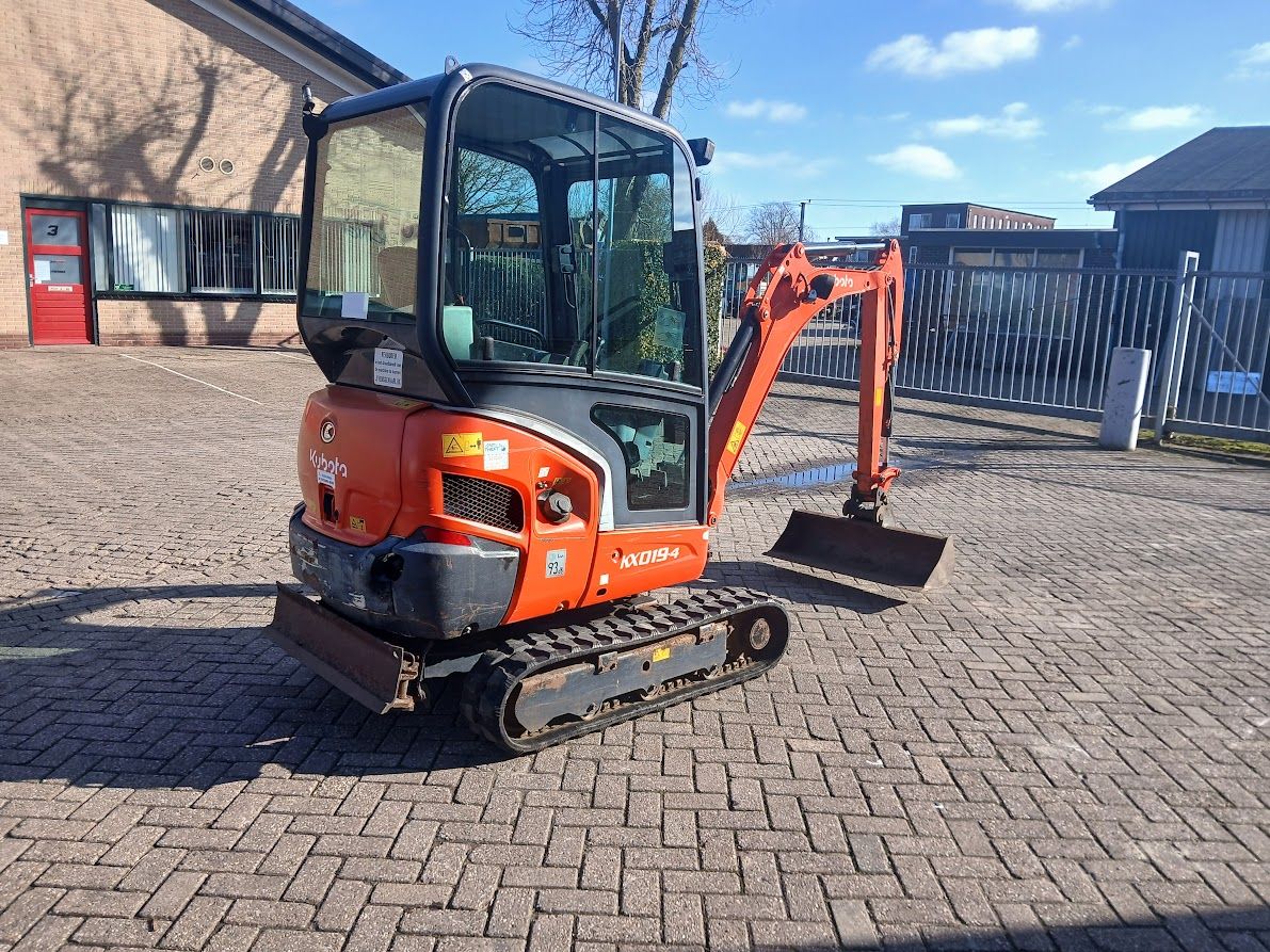 Kubota KX019-4