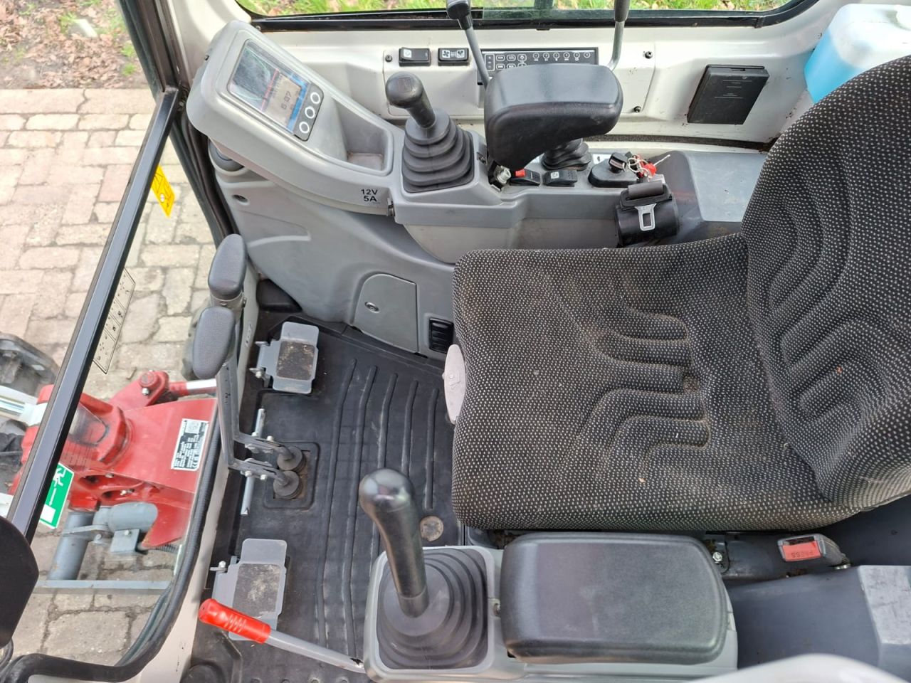 Takeuchi TB216 | bj 2022 | 2215uur | 3 bakken