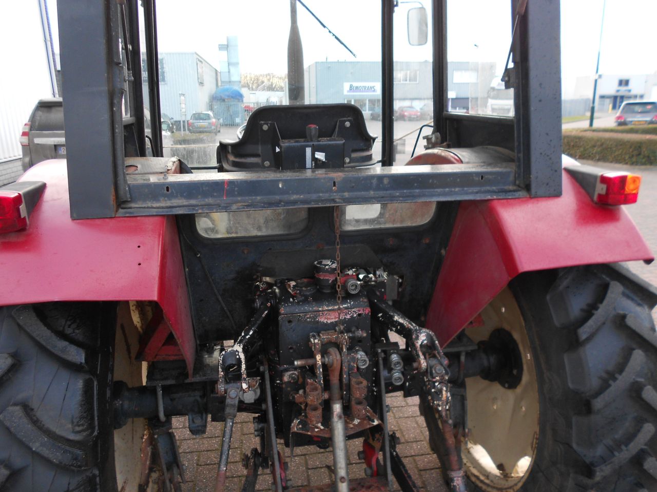 Case international 633