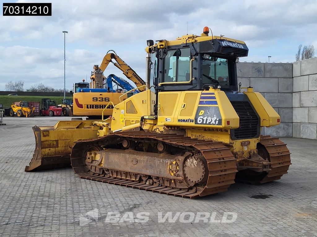 Komatsu D61 PXi-23