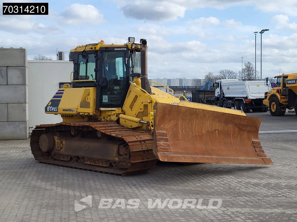 Komatsu D61 PXi-23