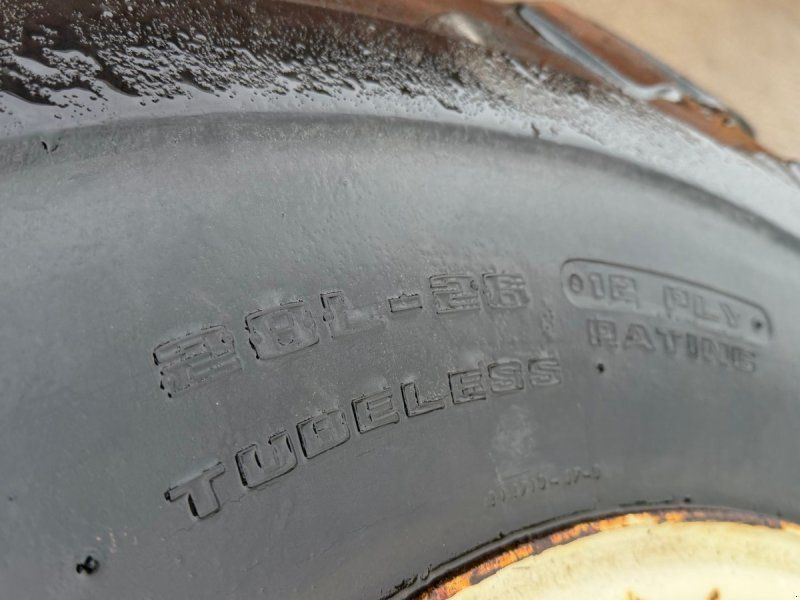Goodyear 28.1 X 26
