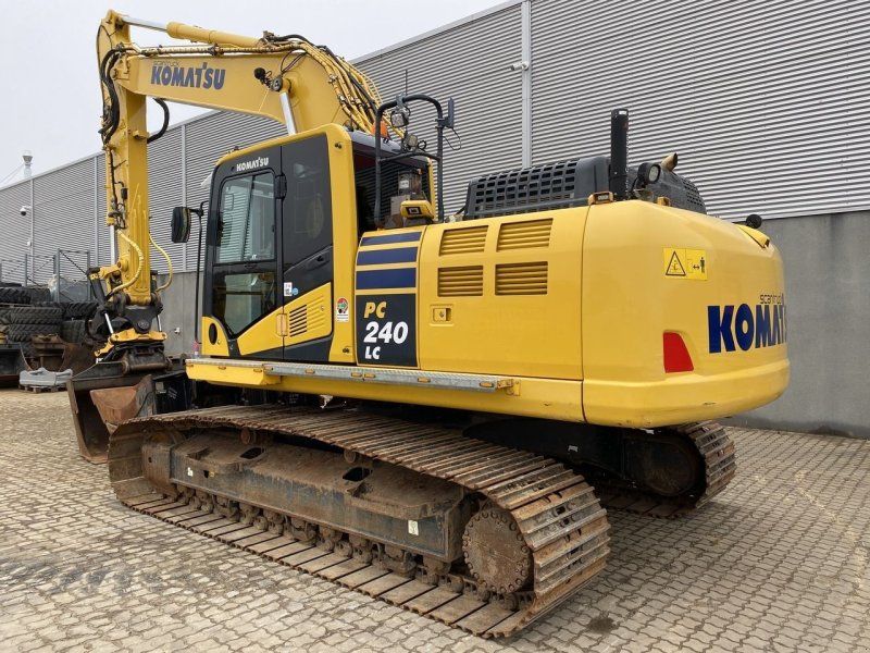Komatsu PC240LC-11EO