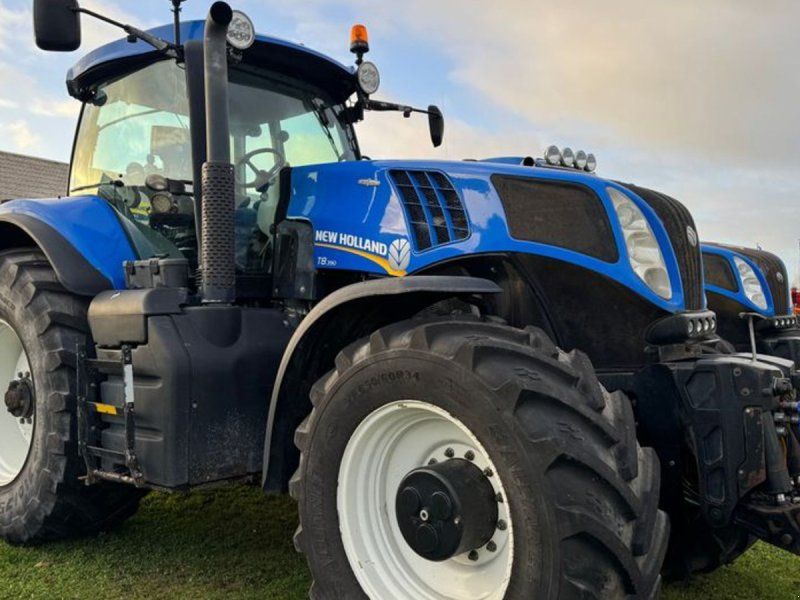 New Holland T8.390