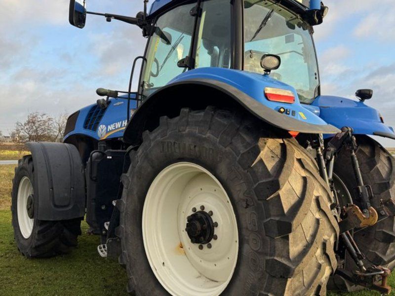 New Holland T8.390
