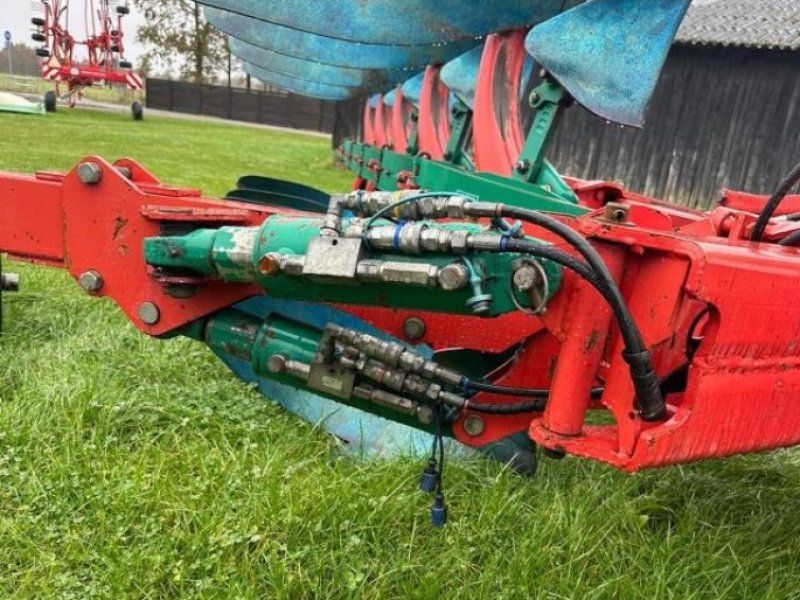 Kverneland 300 med Packomat