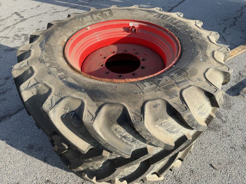 BKT 480/70 R30