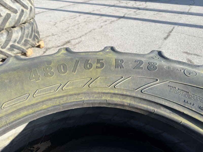Continental 480/65 R 28 Contract AC65