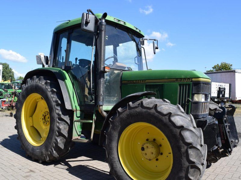 John Deere 6200