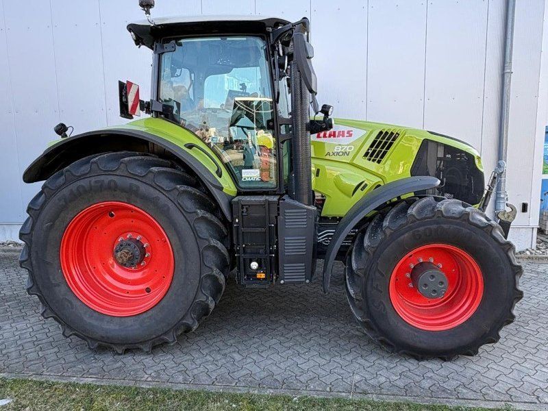 Claas Axion 870
