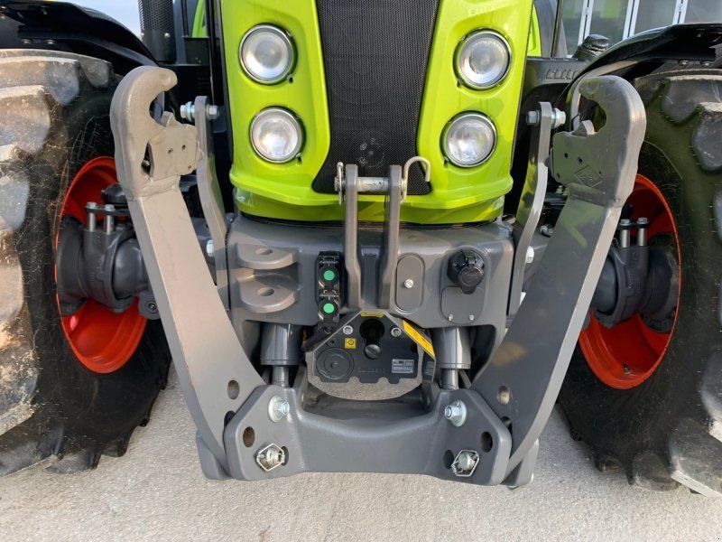 Claas Arion 420 Panoramic