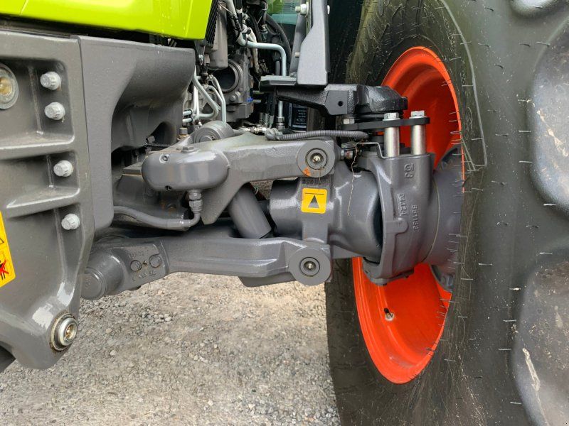 Claas Arion 420 Panoramic