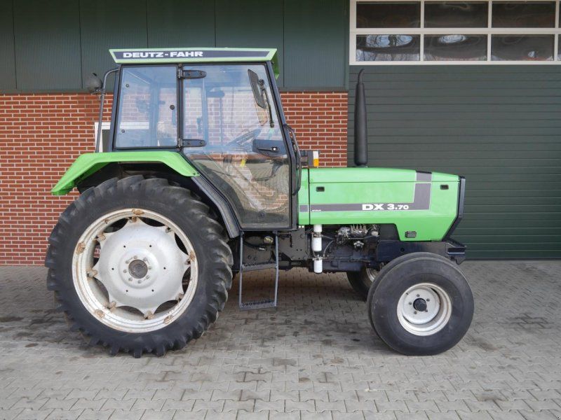 Deutz-Fahr DX 3.70 Starcab nur 4900 Std.