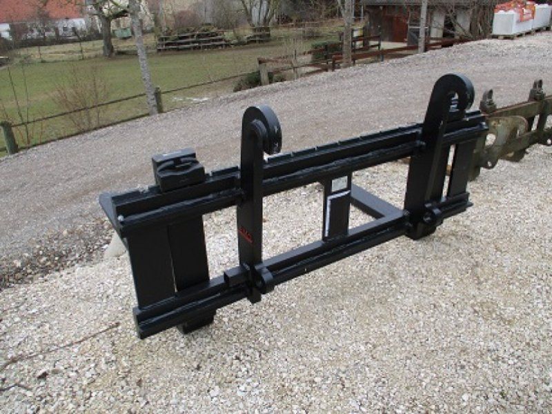 Liebherr verschiedene Palettengabeln passend für u. Volvo