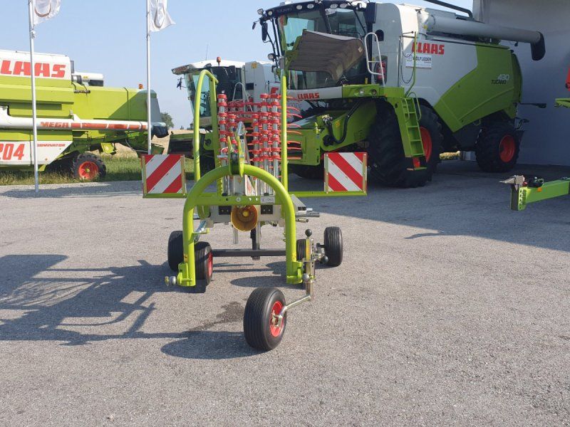 Claas Liner 370