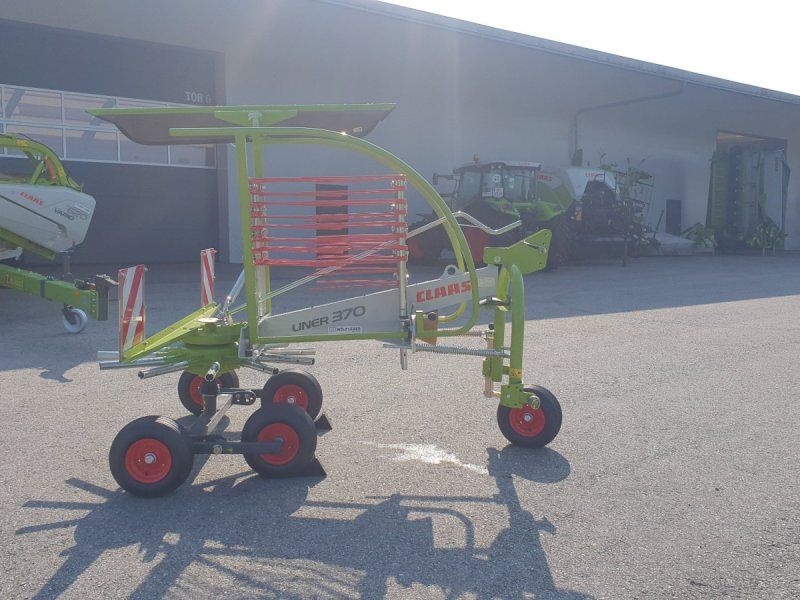 Claas Liner 370