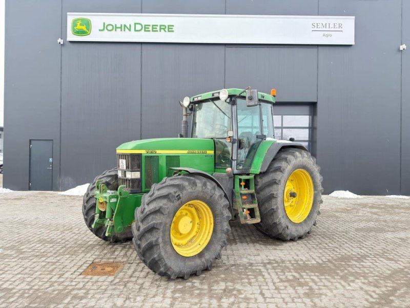 John Deere 7810