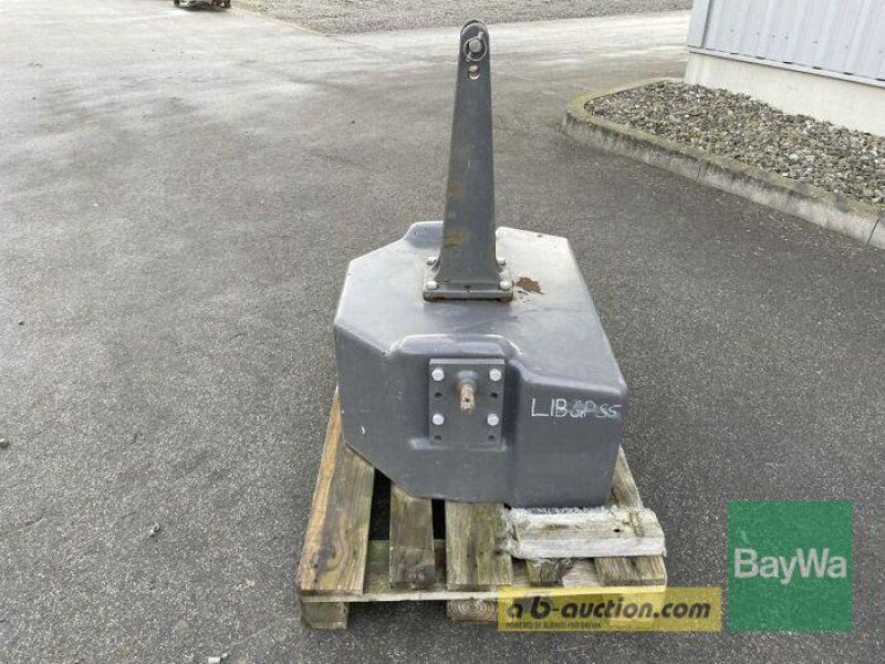 Fendt Gewicht 1250 KG